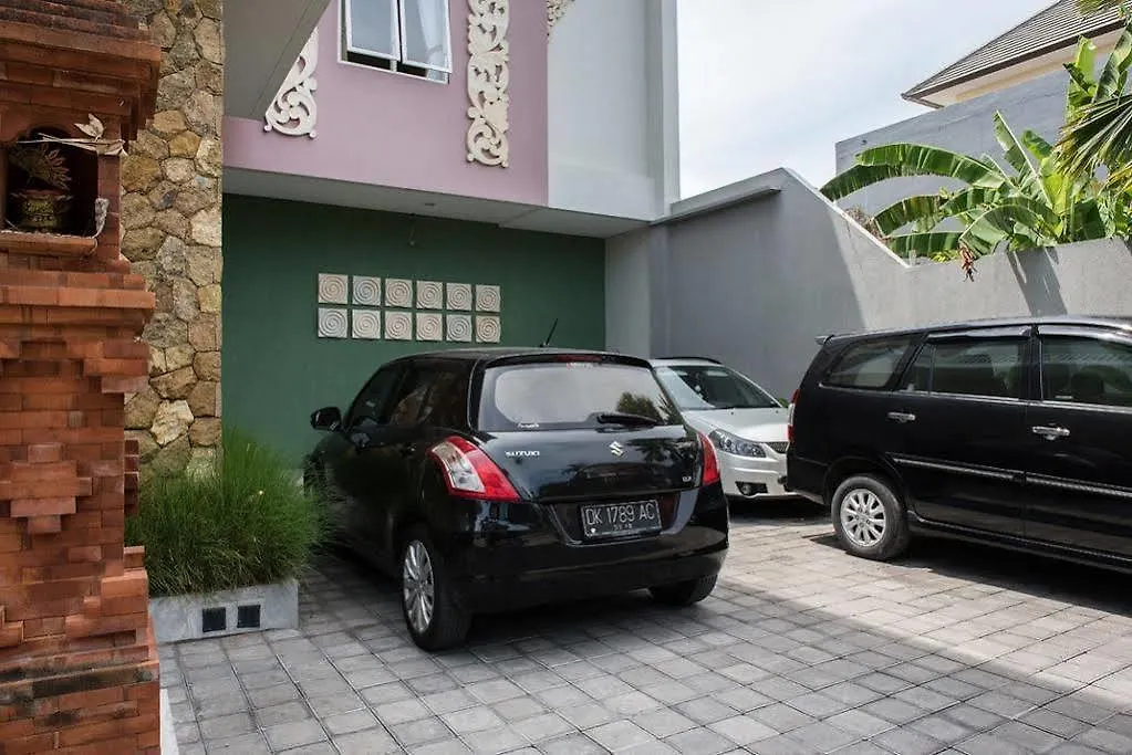 Reddoorz @ Tukad Asahan Denpasar  Hotel